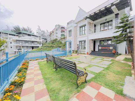 Sky Blue Resort Ooty Eksteriør billede